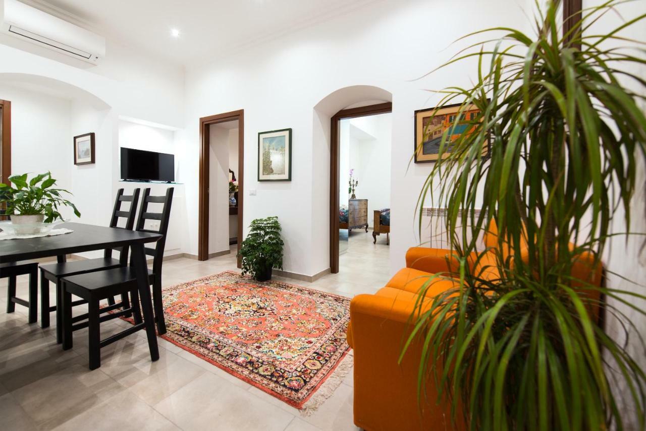 Circus Maximus N 1-At 400M Metro Apartment Rome Exterior photo